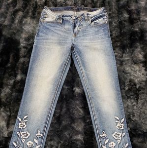 Miss Me Ankle Skinny jean